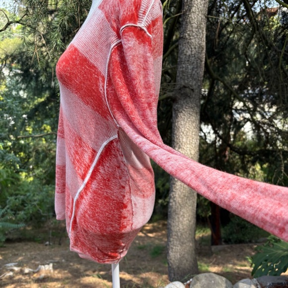 KOKUN V Neck Striped Sweater - Picture 13 of 13